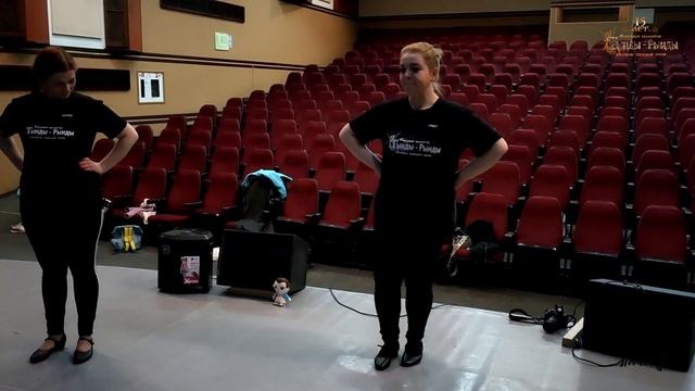 Немного о том, как проходят наши занятия. Занятие по сценическим движениям. смотреть онлайн