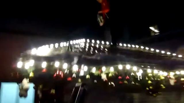 Поливаем водой гирлянду белт-лайт (belt-light) смотреть онлайн