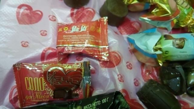 Конфеты и мороженое — то, что любят дети‼ смотреть онлайн