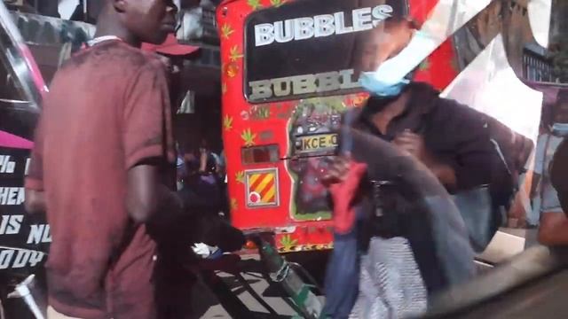 КАК В ТАЙЛАНДЕ ЛЮДИ УКРАДУТ ВАШИ ТЕЛЕФОНЫ ЗА 0,2 СЕКУНДЫ / кража телефона #кража #телефоны смотреть онлайн