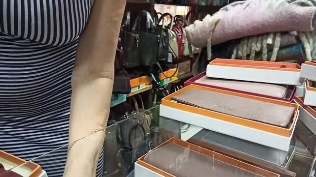 НАТУРАЛЬНАЯ КОЖА ? КОШЕЛЬКИ ? ПРИ ПОКУПКЕ ? ПОДАРОК ? смотреть онлайн