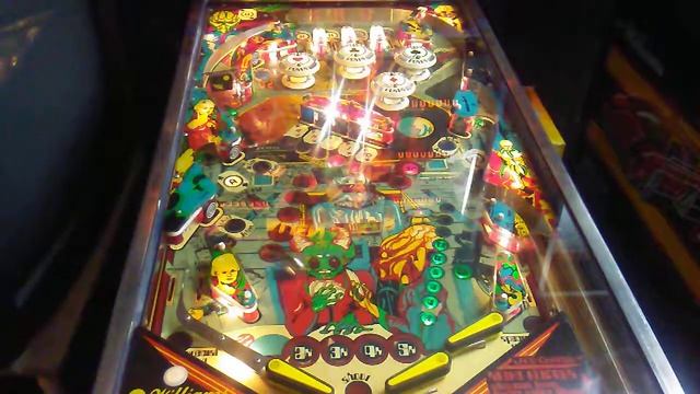 Alien Poker Pinball Gameplay Part 4! смотреть онлайн