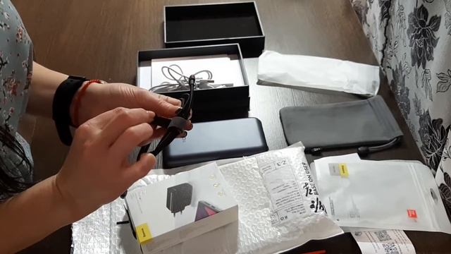 Распаковка и обзор возможностей ZMI QB 820. Идеальный power bank и usb hub смотреть онлайн