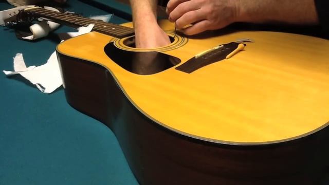 K&K Sound Pure Mini Acoustic Guitar Pickup - Installation Tutorial and walkthrough смотреть онлайн