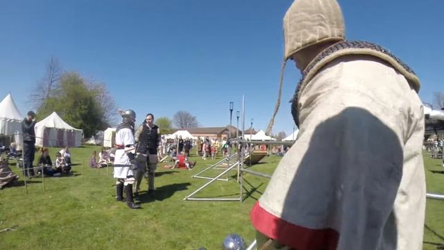Medieval Mayhem 1v1 смотреть онлайн