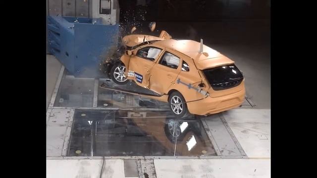 Volvo V40 краш тест смотреть онлайн