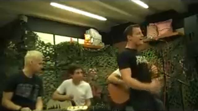 Ignite @ Paul Frank Amsterdam - Dead Dog [NEW SONG] смотреть онлайн