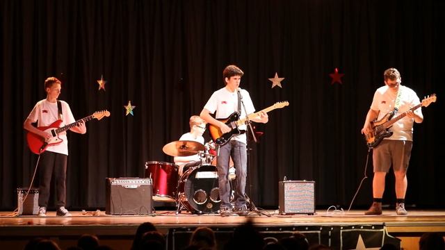 "Unlisted" 2019 Talent Show -Nirvana, Smells Like Teen Spirit смотреть онлайн