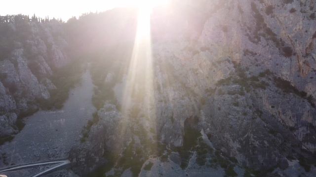Imotski - Modré a Červené jazero смотреть онлайн