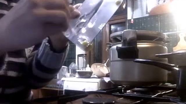 Вкусный леденец в домашних условиях из сахара и из воды смотреть онлайн