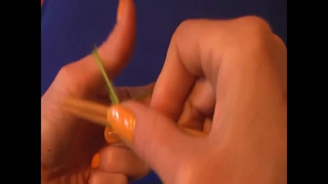 Урок 1. Набор петель. Вязание спицами для начинающих. смотреть онлайн