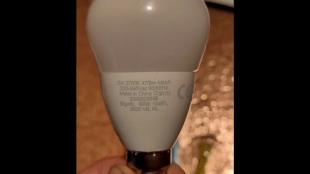 Замена лампочек накаливания. Что вы получите? смотреть онлайн