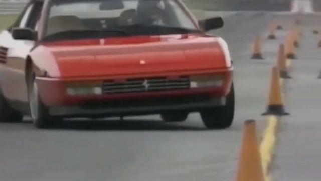 Motroweek Ferrari Mondial t Valeo Review смотреть онлайн