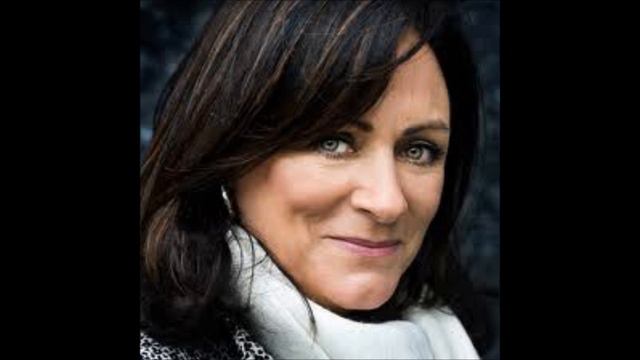Mary Black - All The Fine Young Men смотреть онлайн