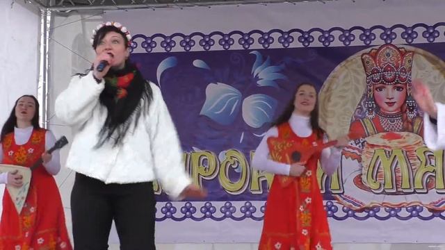 Ульяна Рыльская и Анна Шахова - Балалайка смотреть онлайн