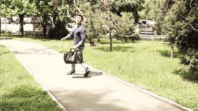 Что делать, если во время землетрясения вы находитесь на улице? смотреть онлайн