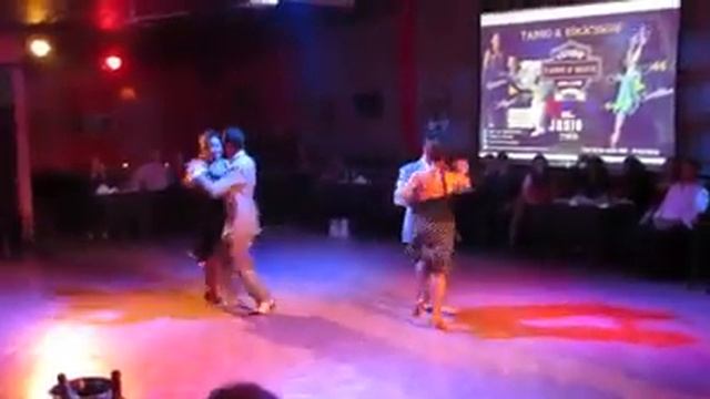 Miguel Brus y Romina Monges .Fernando Santillán y Andrea Metz "Tango al Compás del Rock" смотреть онлайн