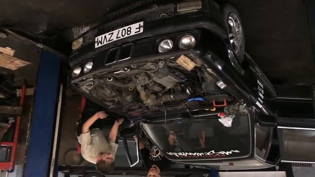 BMW E30 M30