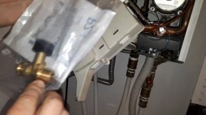 Замена крана подпитки газового котла Baxi Main Four 24