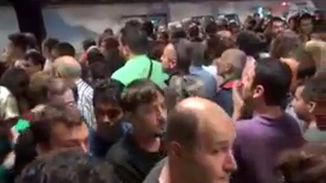 Taksim Metro Accident смотреть онлайн