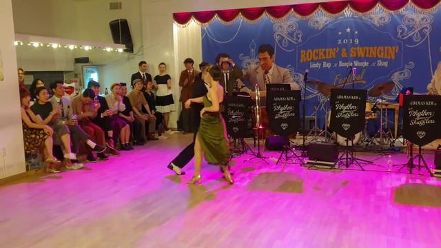 Танцы смотреть онлайн