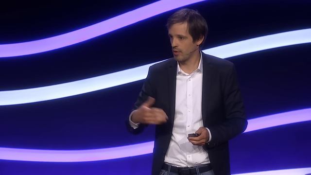 The Massive Machines Removing Carbon from Earth's Atmosphere | Jan Wurzbacher | TED смотреть онлайн