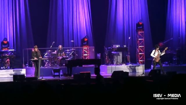 (HD) DIRTY LOOPS - David Foster Concert In Jakarta (Circus & Rolling In The Deep) смотреть онлайн