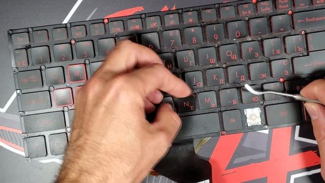 Короткая версия. Как вставить и снять обычную кнопку в ноутбуке смотреть онлайн