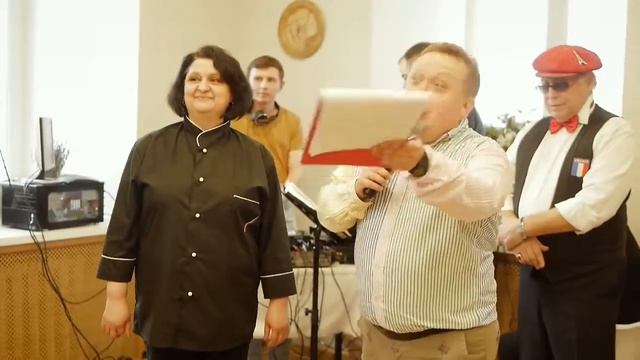Открытие кулинарной студии "Петух в вине" смотреть онлайн