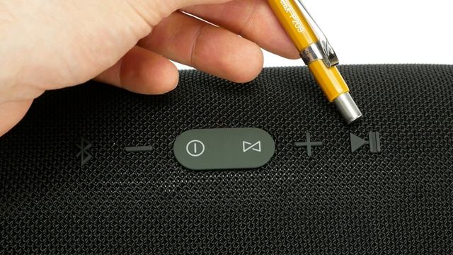 JBL XTREME im Test - Großer Bluetooth-Lautsprecher mit kraftvollem Bass смотреть онлайн