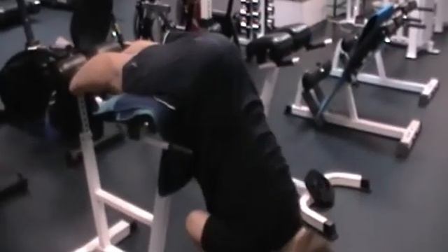 Ф-к "Стронг", Упражнение на спину смотреть онлайн