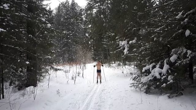 Покатушки на лыжах, зимние забавы, ОХ уж эти русские смотреть онлайн
