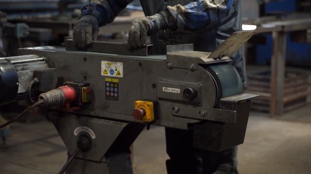 Ленточный шлифовальный станок JET JBSM-150 смотреть онлайн