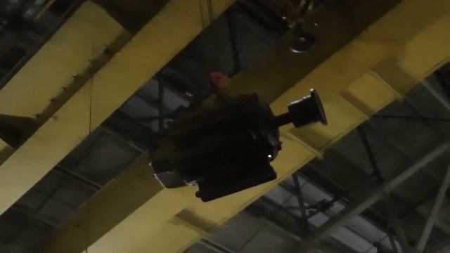 Лебедка Снять двигатель, редуктор с мостового крана смотреть онлайн
