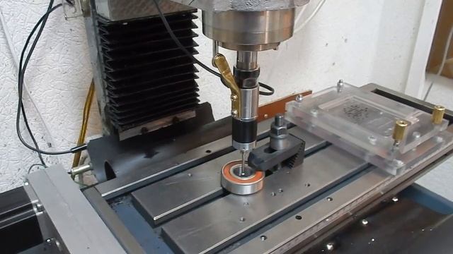 Полуавтоматическая юстировка центроискателя смотреть онлайн