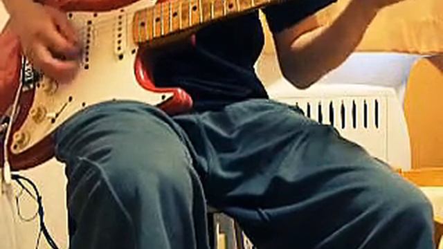 Yngwie Malmsteen - On the Run Again (riff cover) смотреть онлайн