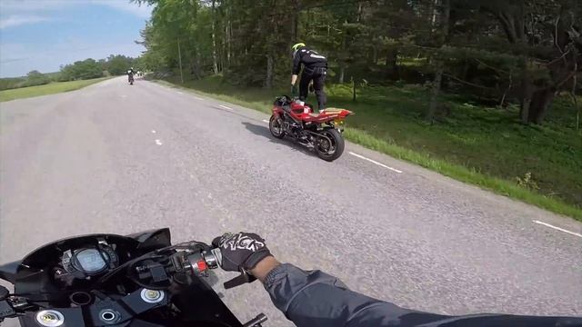 Crossing Borders ON A WHEELIE! (#HoodEats Eps. 51) смотреть онлайн
