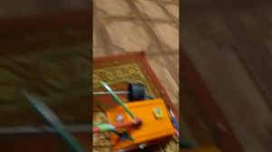 Дружка убили!!!  и его почти спосли друзья почти убили этого главного но он збежал!!!?