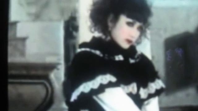 Mana, photoshoot for Gothic Lolita Bible смотреть онлайн