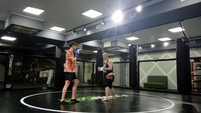 muaythai. trening. #муайтай #muaythai #training #спорт #тайскийбокс #gym #sport #fitness #trening смотреть онлайн