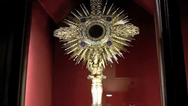 France - Notre Dame смотреть онлайн
