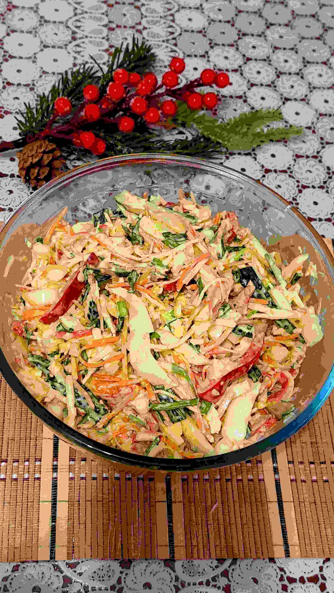 ВКУСНЫЙ САЛАТ С КРАБОВЫМИ ПАЛОЧКАМИ и ПЕКИНСКОЙ КАПУСТОЙ смотреть онлайн