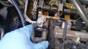 How to replace the valve cover gaskets 2005-2008 ford escape 2.3l