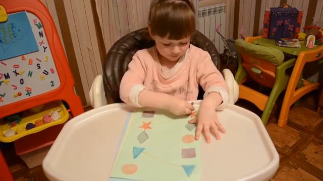 Чем занять ребенка, за 5 минут? ??? Логическая игра - Лика Хурция ( 3года 7мес) смотреть онлайн