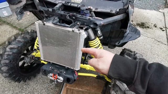 Maverick Sport Xmr 1000r coolant system overheated! Removing front plastics to troubleshoot.. смотреть онлайн