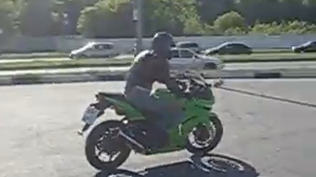 Уроки вождения мотоцикла смотреть онлайн