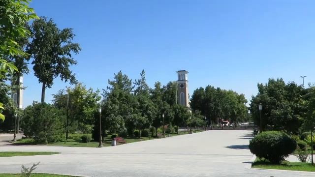 Центр Ташкента. Сквер Амира Темура смотреть онлайн