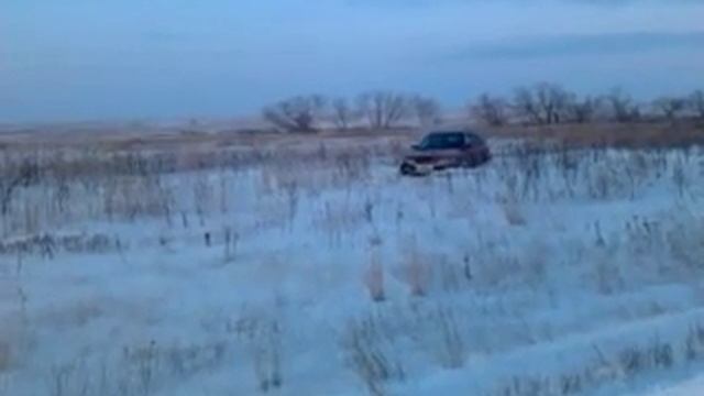 По снегу на карибе.mp4 смотреть онлайн