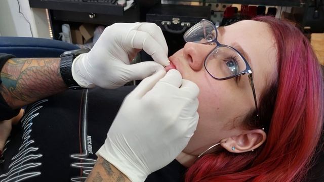Horizontal labret смотреть онлайн