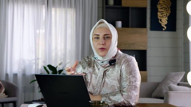 ТОП 10 бизнес идей для женщин || Самый прибыльные ниши 2024 || Айгуль Низамова смотреть онлайн